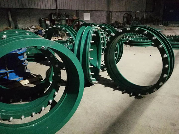 雙法蘭傳力接頭現(xiàn)場